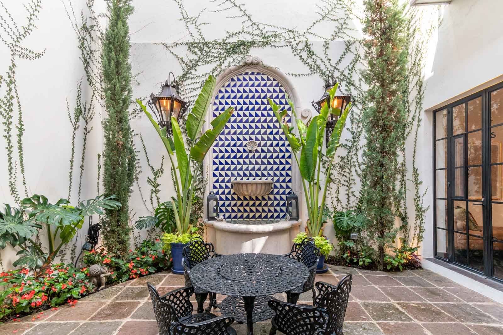 Casa Jacaranda — Guadiana, San Miguel de Allende — photo 10 — enchanting courtyard with moroccan fountain