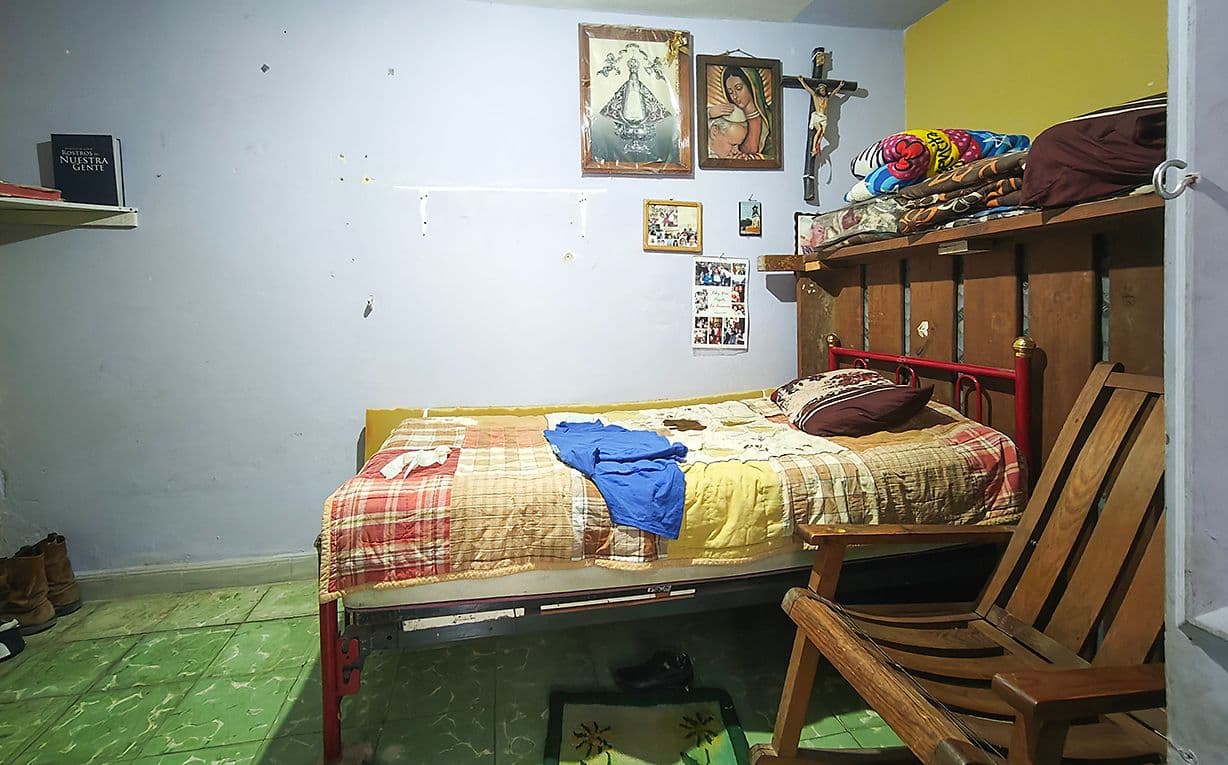 Proyecto Cjon. De Chepito — Centro, San Miguel de Allende — photo 15 — charming authentic bedroom with character