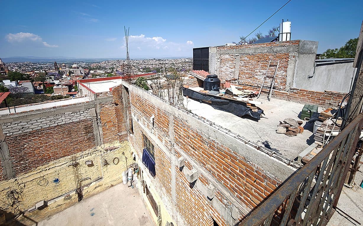 Proyecto Cjon. De Chepito — Centro, San Miguel de Allende — photo 20 — panoramic rooftop with expansive city views