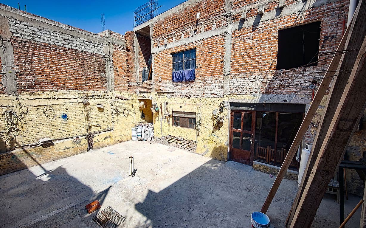 Proyecto Cjon. De Chepito — Centro, San Miguel de Allende — photo 11 — charming colonial courtyard with potential