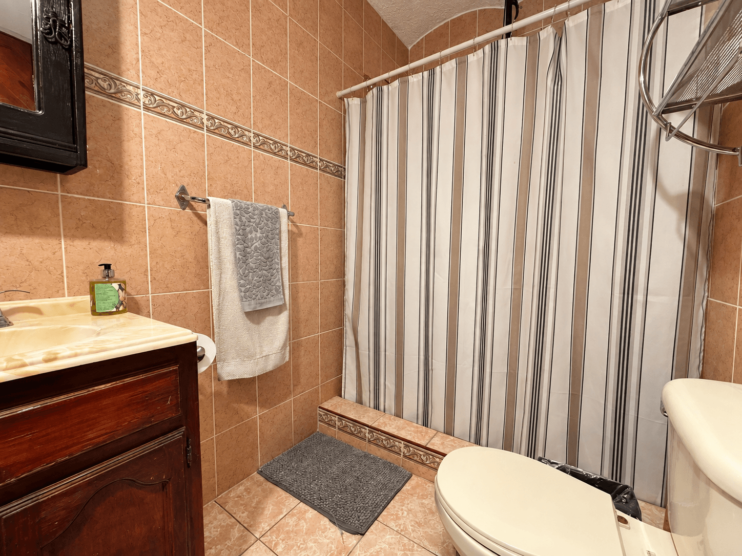 CASA MARIA — Centro, San Miguel de Allende — photo 17 — elegantly appointed traditional bathroom retreat