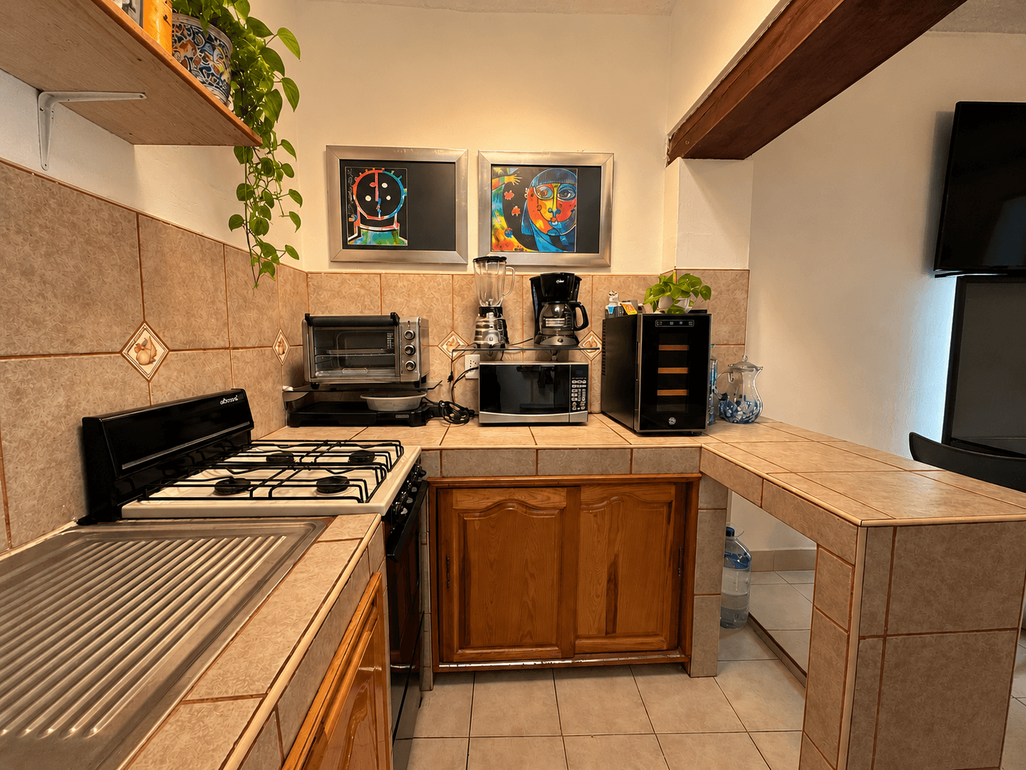 CASA MARIA — Centro, San Miguel de Allende — photo 13 — charming traditional kitchen with character