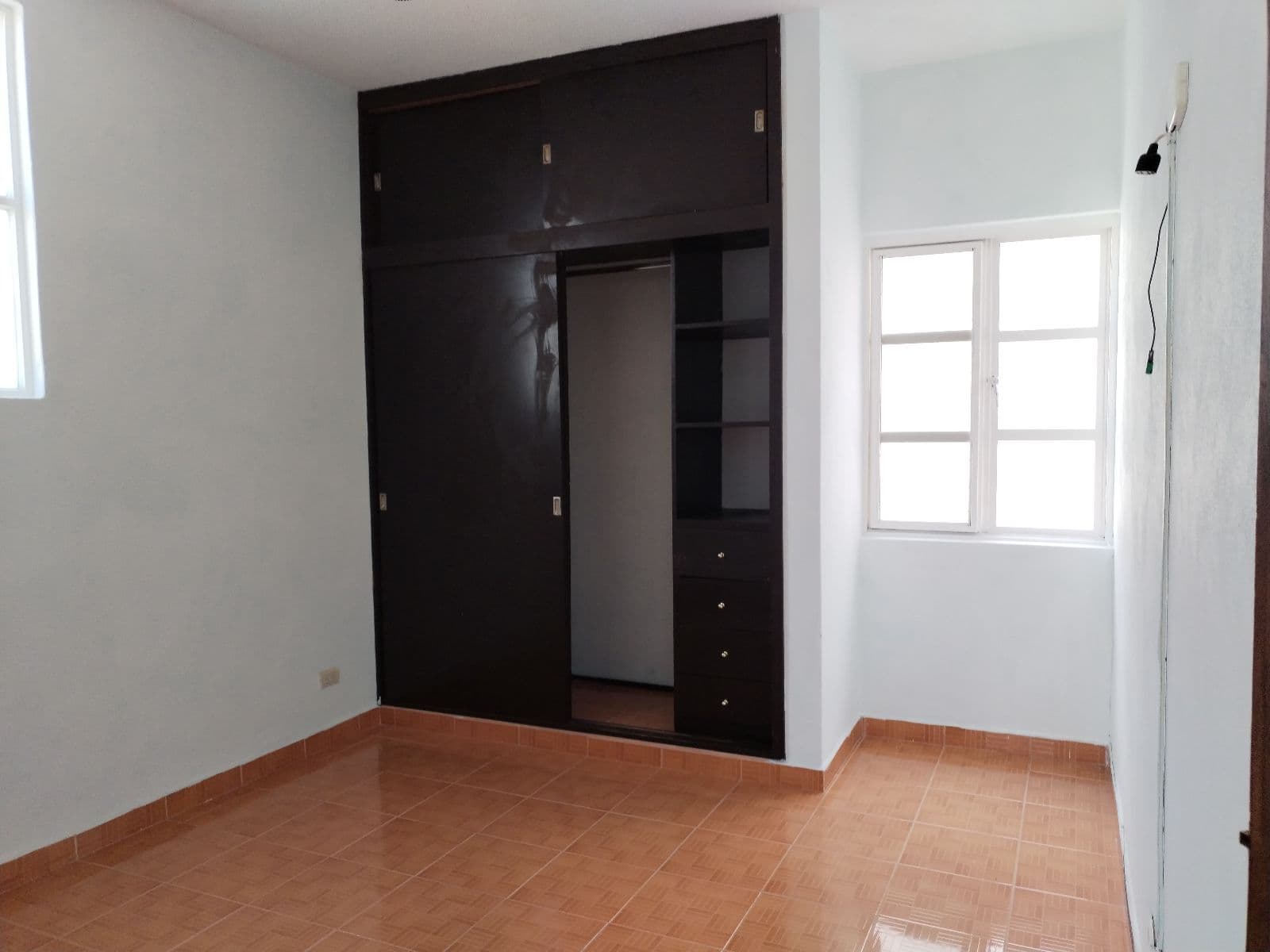 Casa Gogorrón Brisas — Las Brisas, San Miguel de Allende — photo 7 — spacious bedroom with built-in wardrobe storage