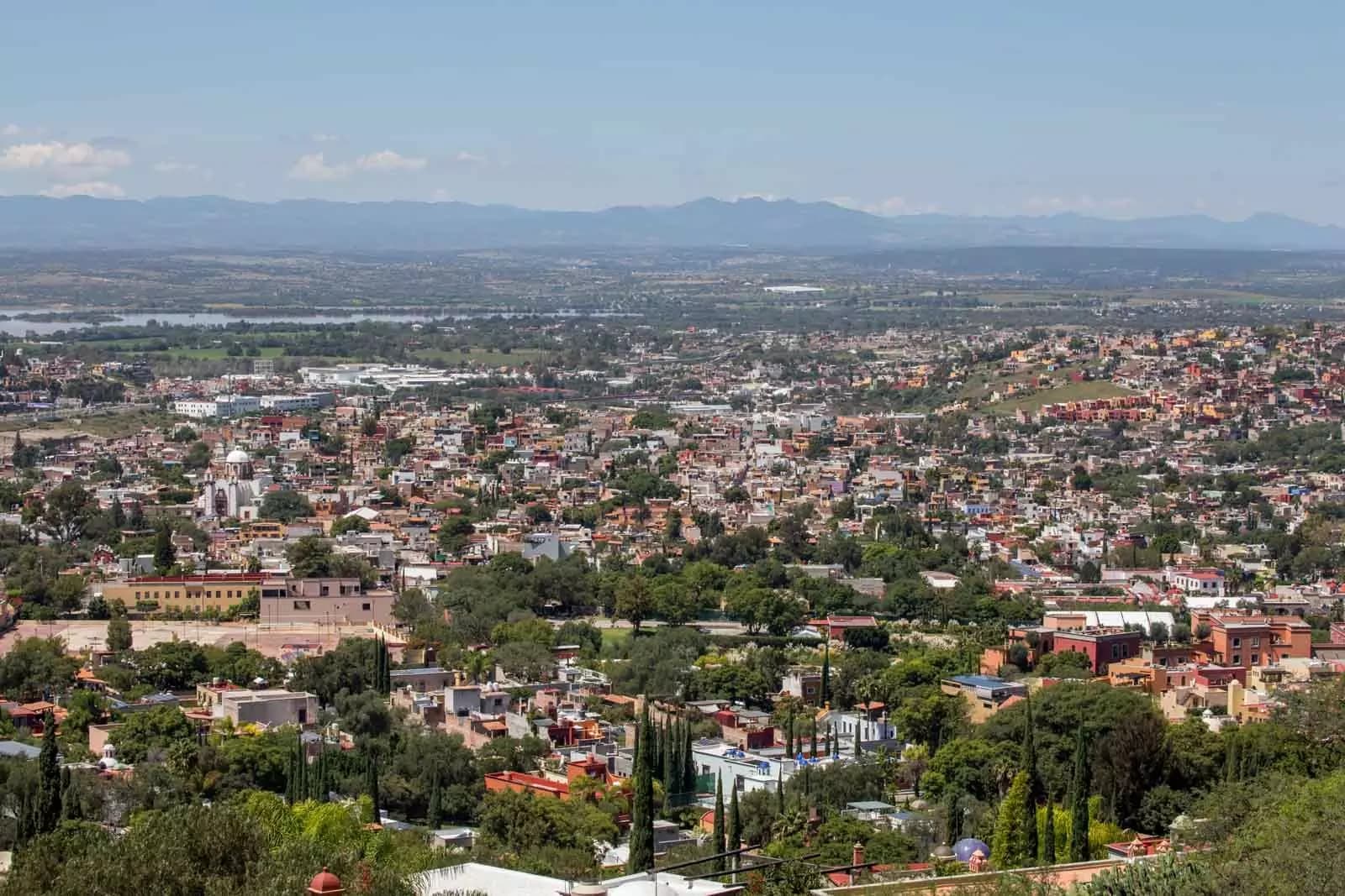 Casa Mirador del Sol — Ojo de Agua, San Miguel de Allende — photo 25 — panoramic valley views, charming hillside village