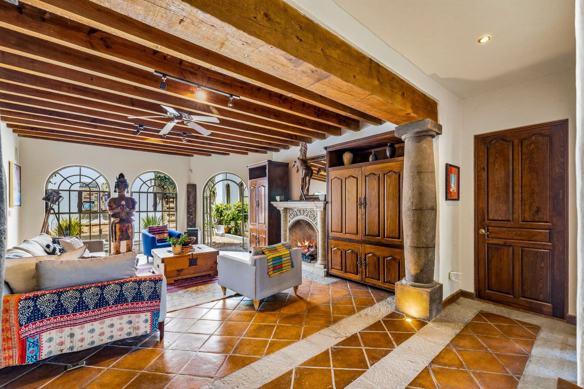Casa Colonial Eclectica — San Antonio, San Miguel de Allende — photo 5 — rustic elegance meets sophisticated colonial charm