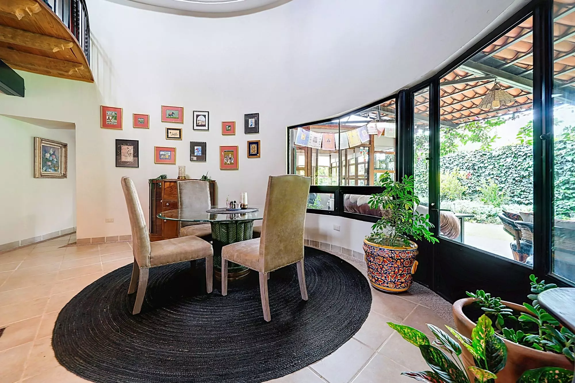 Casa Wabi Sabi en Rancho Labradores — Los Labradores, San Miguel de Allende — photo 6 — sophisticated gallery living, garden views