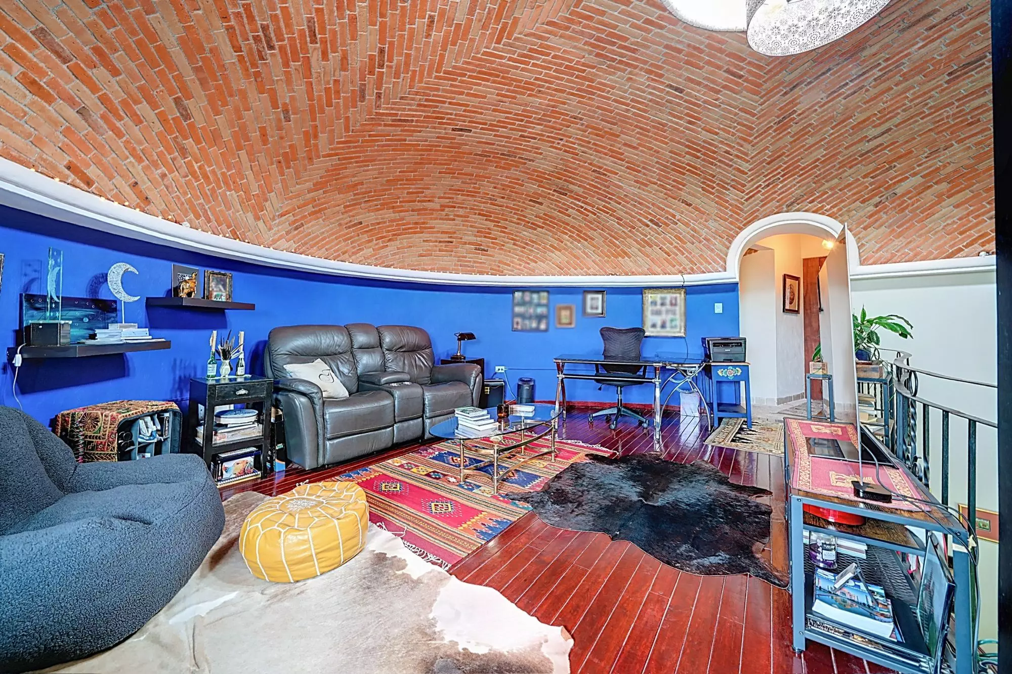 Casa Wabi Sabi en Rancho Labradores — Los Labradores, San Miguel de Allende — photo 23 — striking blue sanctuary, vaulted brick ceiling