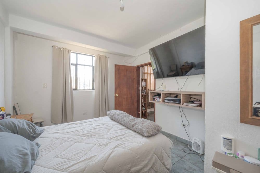 Nine-unit apartment building with varied layouts—ideal for investment. — Lindavista, San Miguel de Allende — photo 5