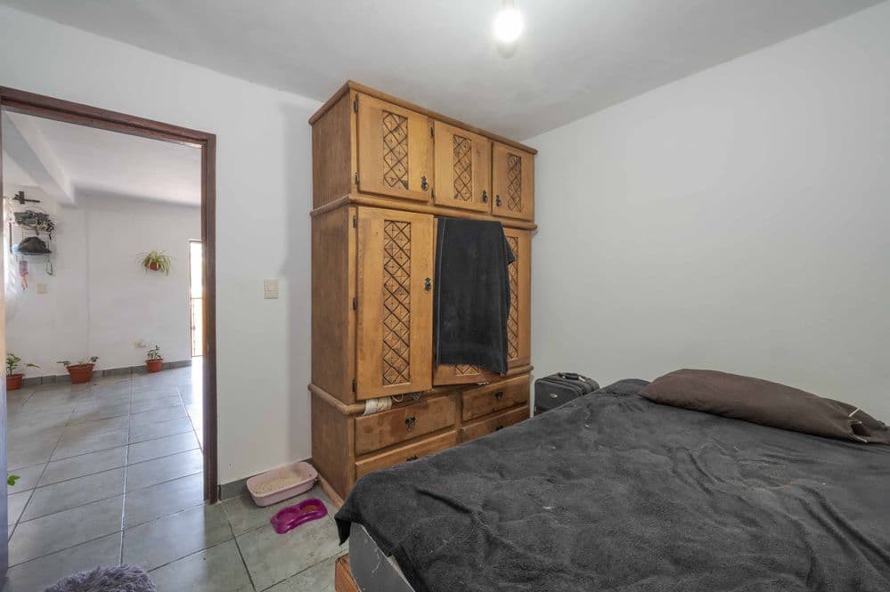 Nine-unit apartment building with varied layouts—ideal for investment. — Lindavista, San Miguel de Allende — photo 16