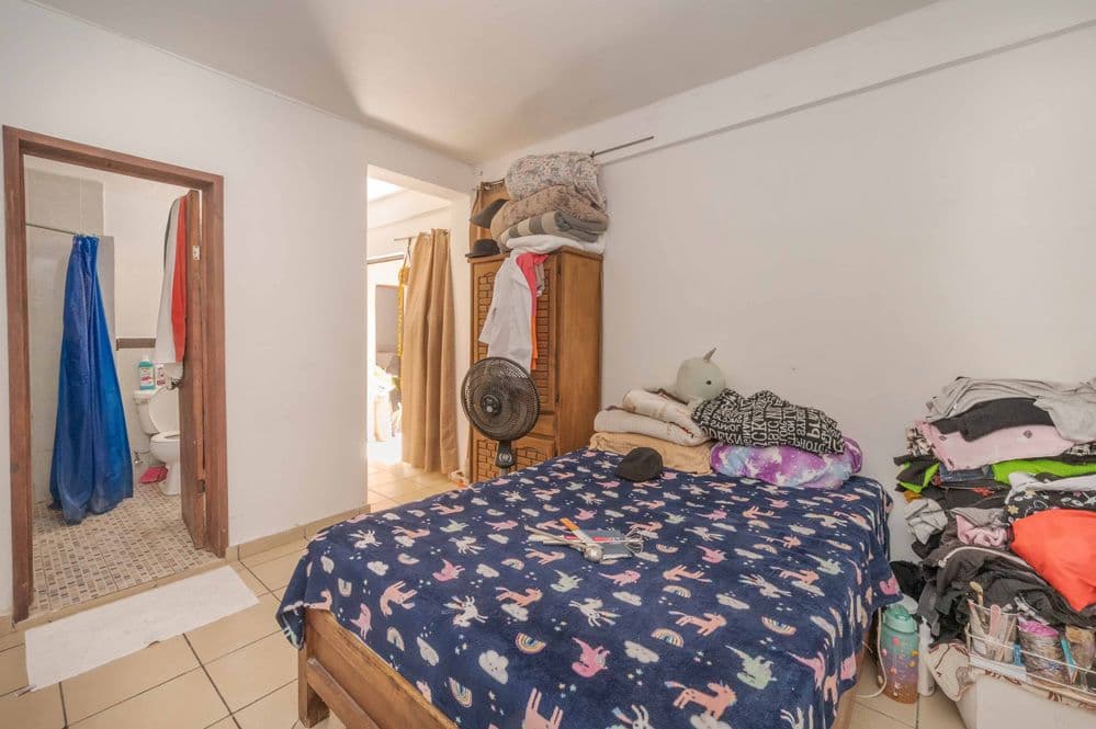 Nine-unit apartment building with varied layouts—ideal for investment. — Lindavista, San Miguel de Allende — photo 21