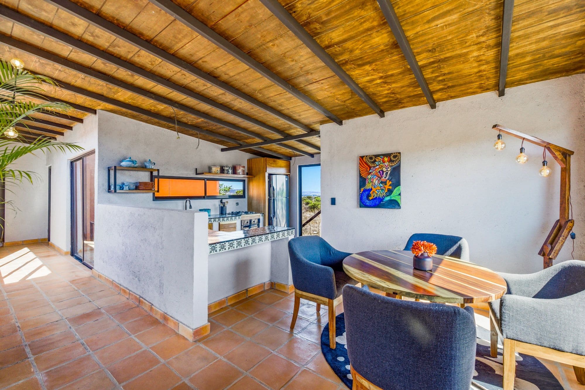 Casa Pavo Real — Sosnabar, San Miguel de Allende — photo 6 — rustic-chic open living with beamed ceilings