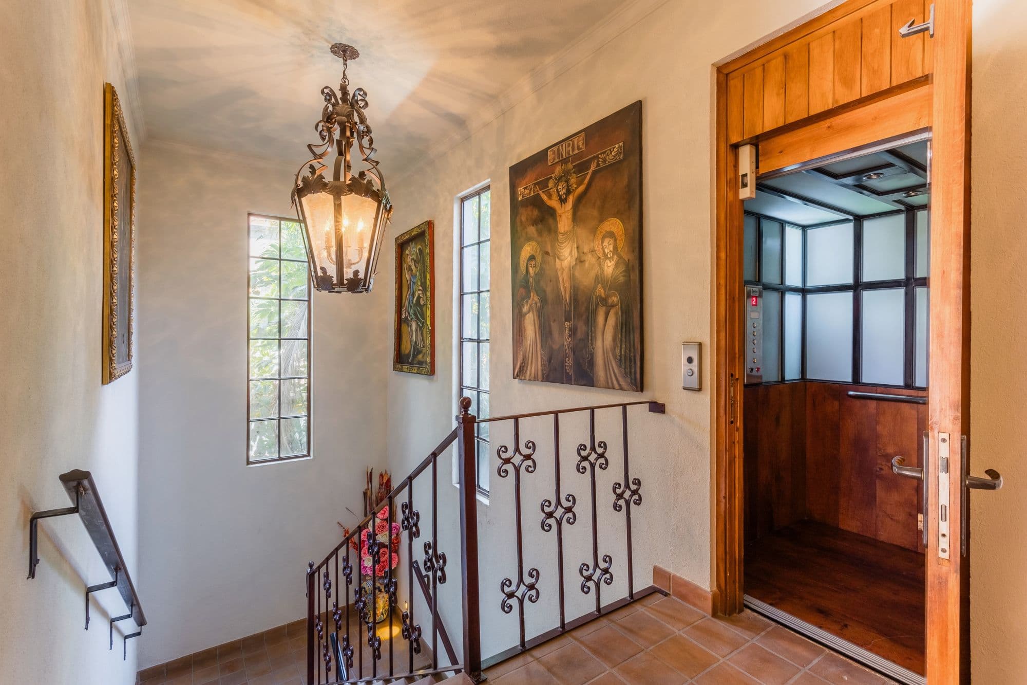 Casa de los Limones — San Antonio, San Miguel de Allende — photo 11 — elegant colonial stairwell, timeless artistic charm