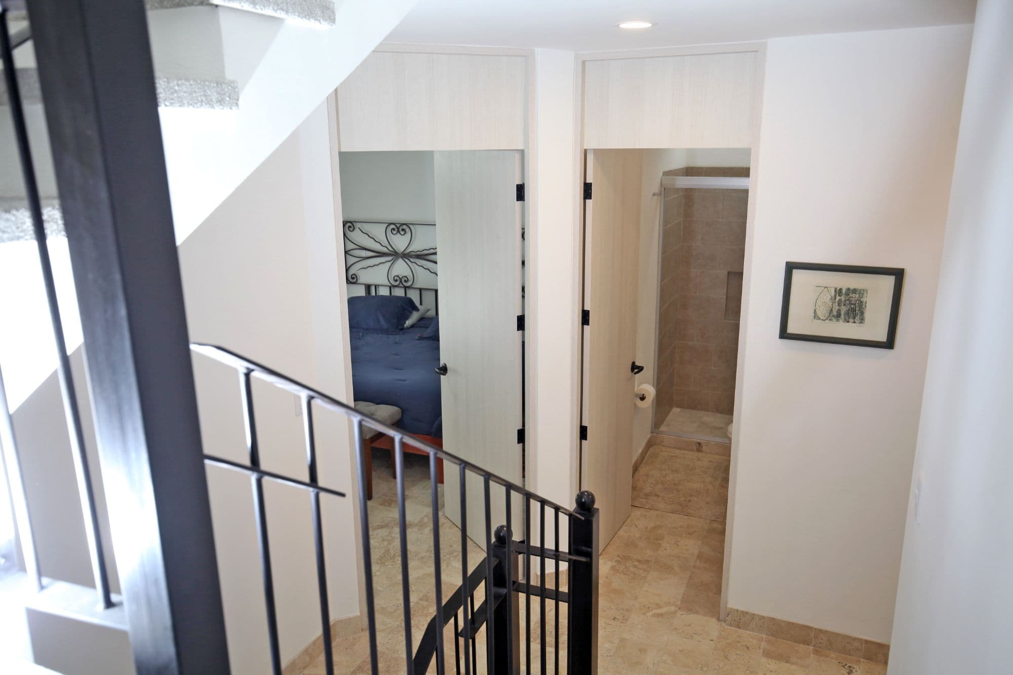 Casa Angeles Residencial La Luminaria — Atascadero (Arcos de San Miguel), San Miguel de Allende — photo 26 — bright upper-level hallway, elegant finishes