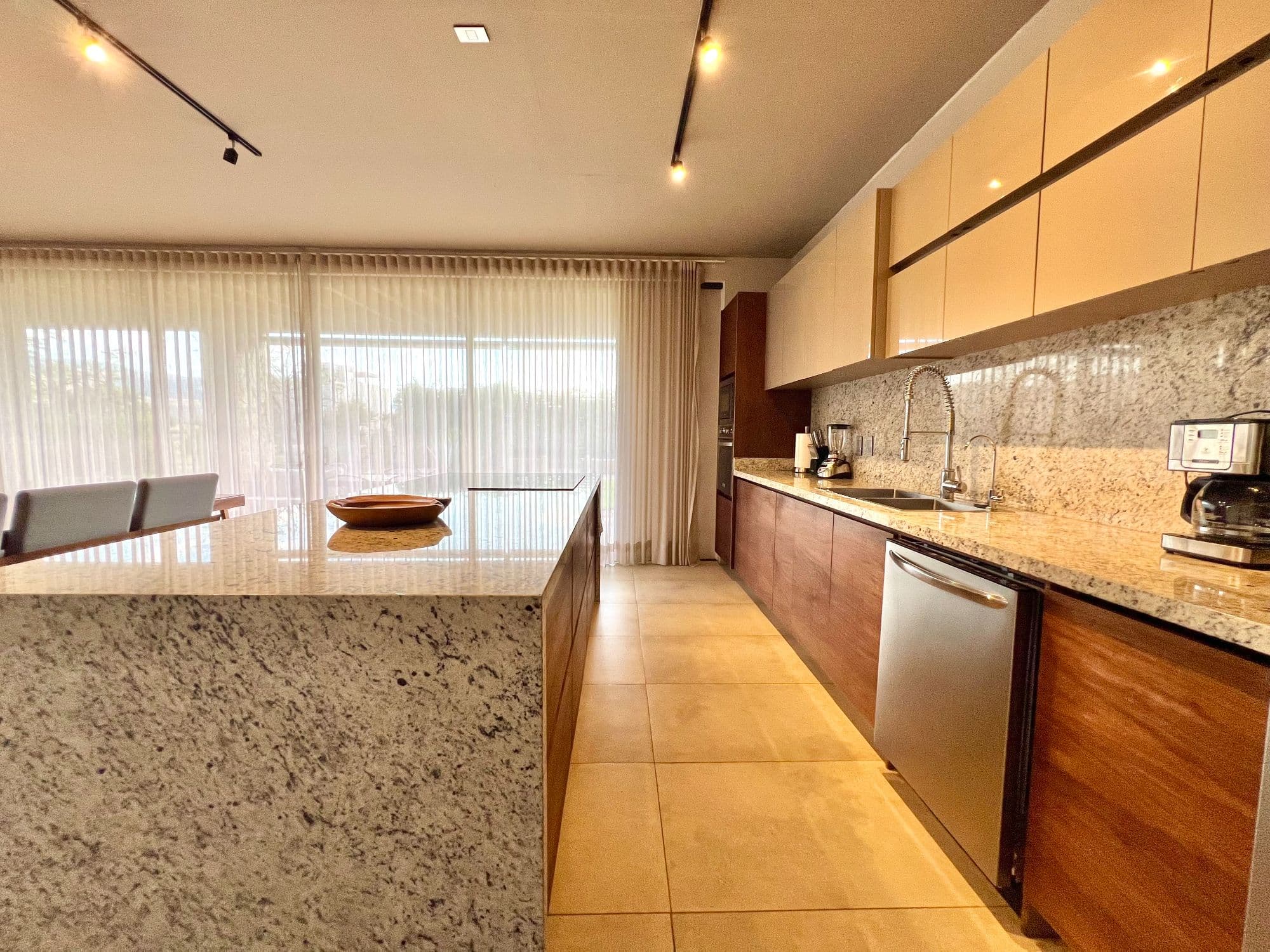 Casa Mi Cielo (Fractional) — San Virgilio, San Miguel de Allende — photo 6 — contemporary kitchen with granite elegance