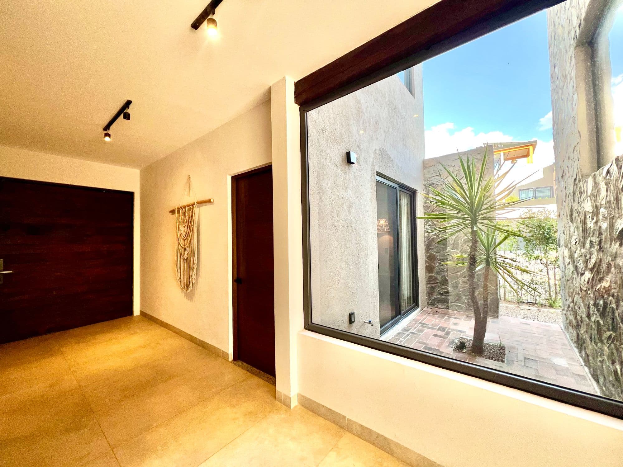 Casa Mi Cielo (Fractional) — San Virgilio, San Miguel de Allende — photo 12 — sun-drenched living space, scenic views