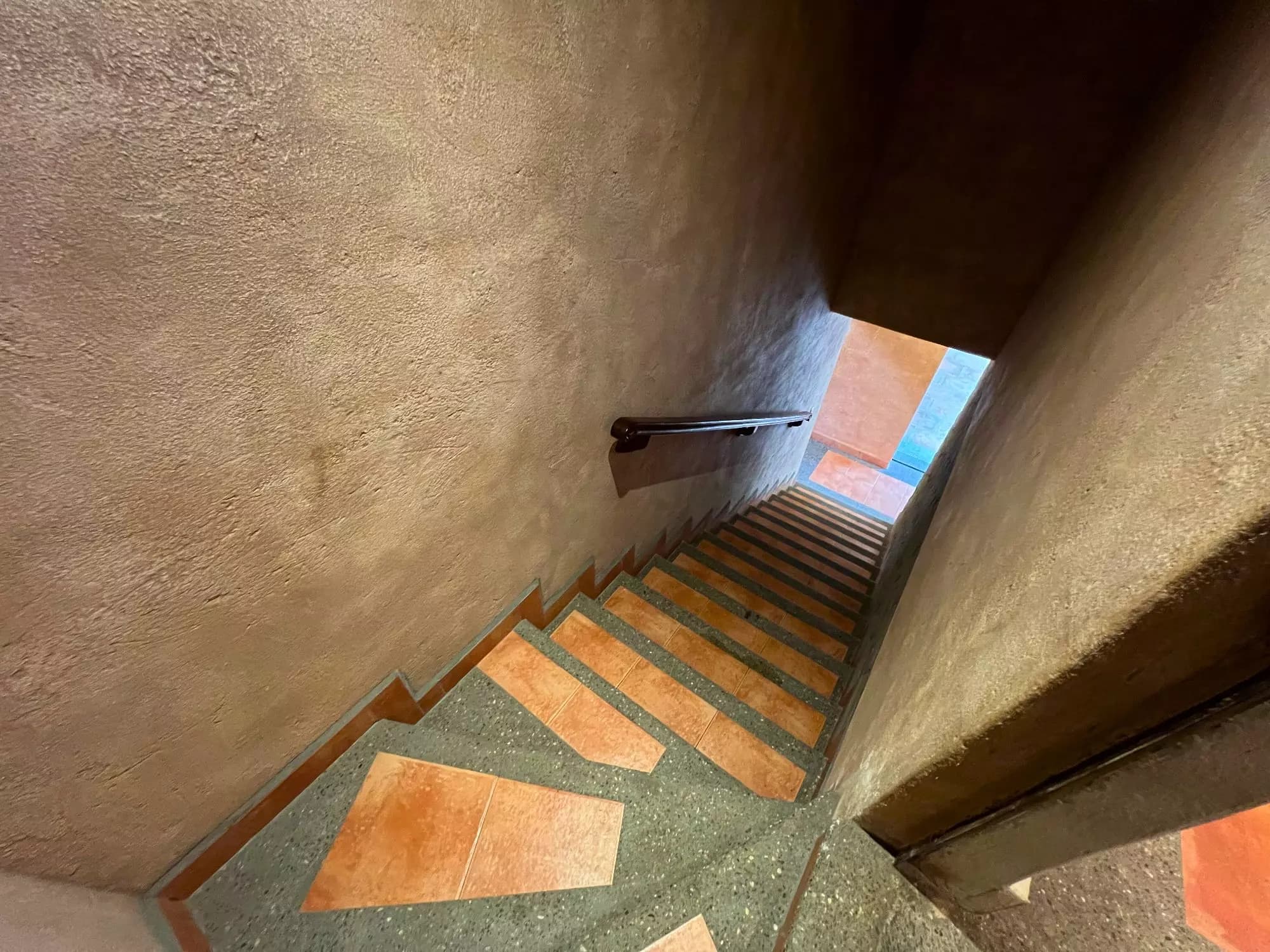 Colonial Charm - Los Labradores Community — Los Labradores, San Miguel de Allende — photo 24 — charming staircase with rustic character