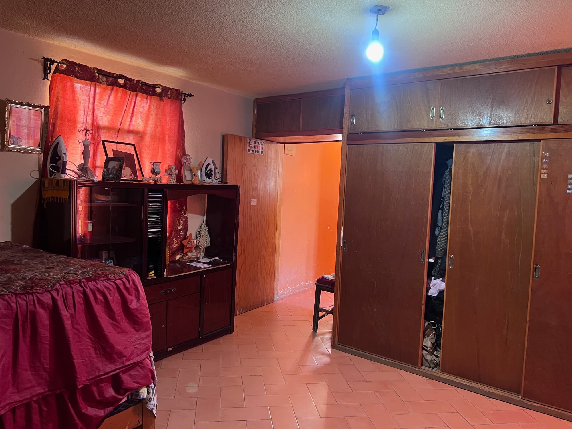 Casa Tatanacho - FIXER UPPER — Guadalupe, San Miguel de Allende — photo 4 — spacious bedroom with traditional character