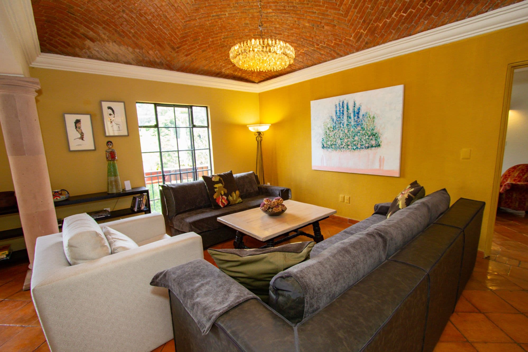 Condo Sto. Domingo — Centro, San Miguel de Allende — photo 5 — sunlit luxury living, soaring brick ceilings