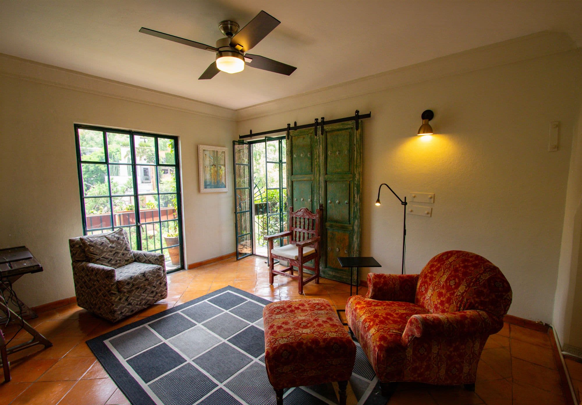 Condo Sto. Domingo — Centro, San Miguel de Allende — photo 7 — luminous living space, charming rustic elegance
