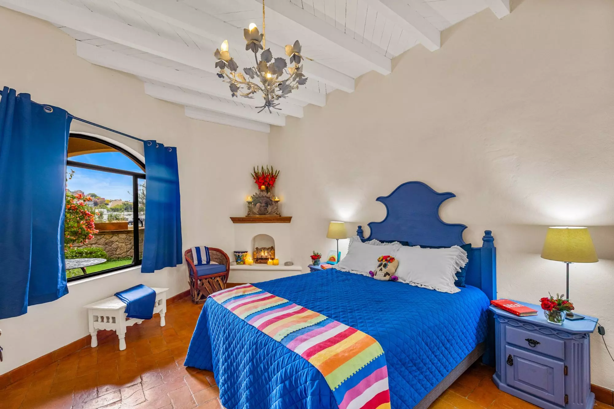 Casa Noche Mágica — El Obraje, San Miguel de Allende — photo 3 — vibrant primary suite with panoramic views
