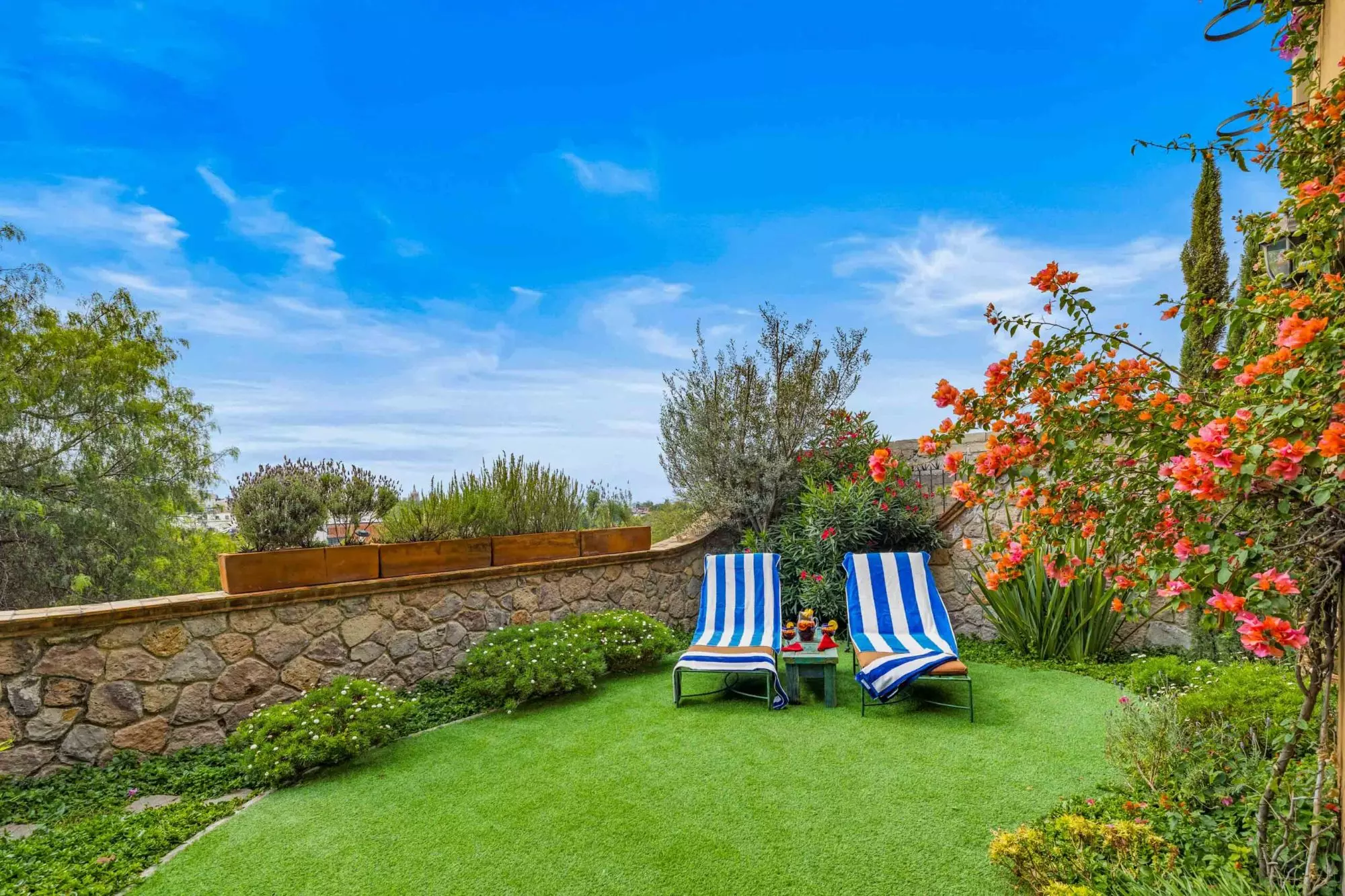 Casa Noche Mágica — El Obraje, San Miguel de Allende — photo 4 — tranquil garden oasis, vibrant blooms