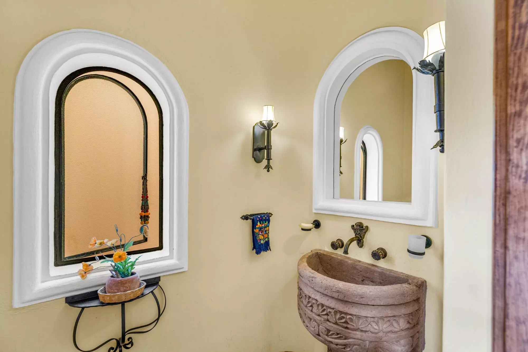 Casa Noche Mágica — El Obraje, San Miguel de Allende — photo 12 — rustic elegance meets colonial charm