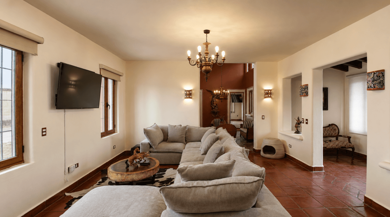 Casa Encantada — Sosnabar, San Miguel de Allende — photo 10 — elegant living space, warm architectural flow