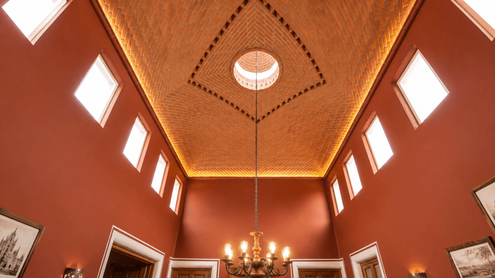 Casa Encantada — Sosnabar, San Miguel de Allende — photo 15 — soaring brick vault, luminous skylight