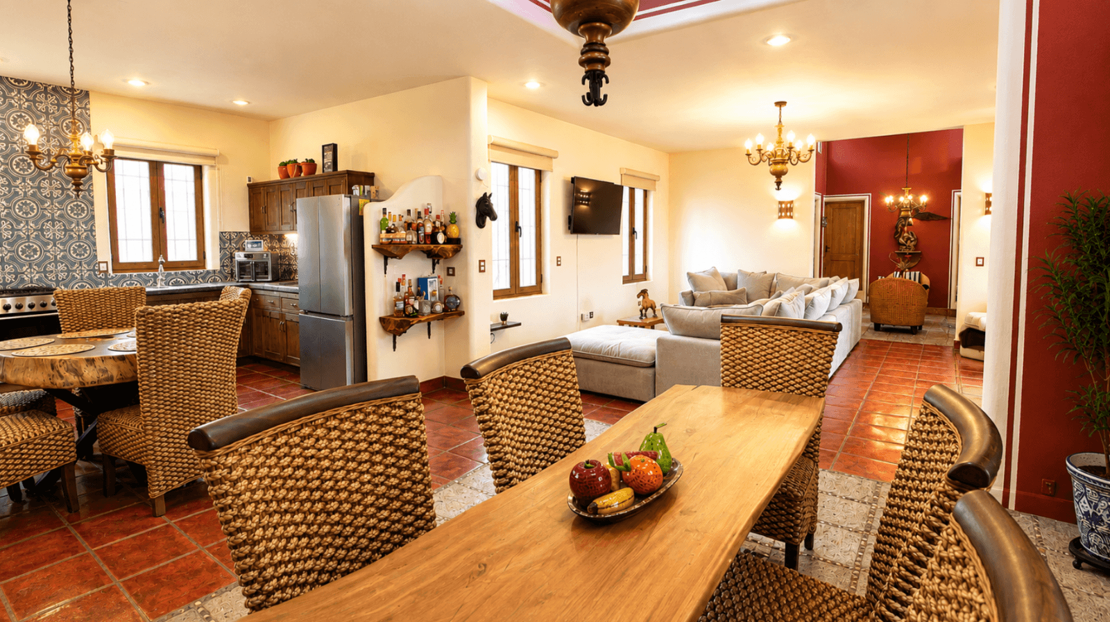 Casa Encantada — Sosnabar, San Miguel de Allende — photo 26 — warm, open-concept living spaces