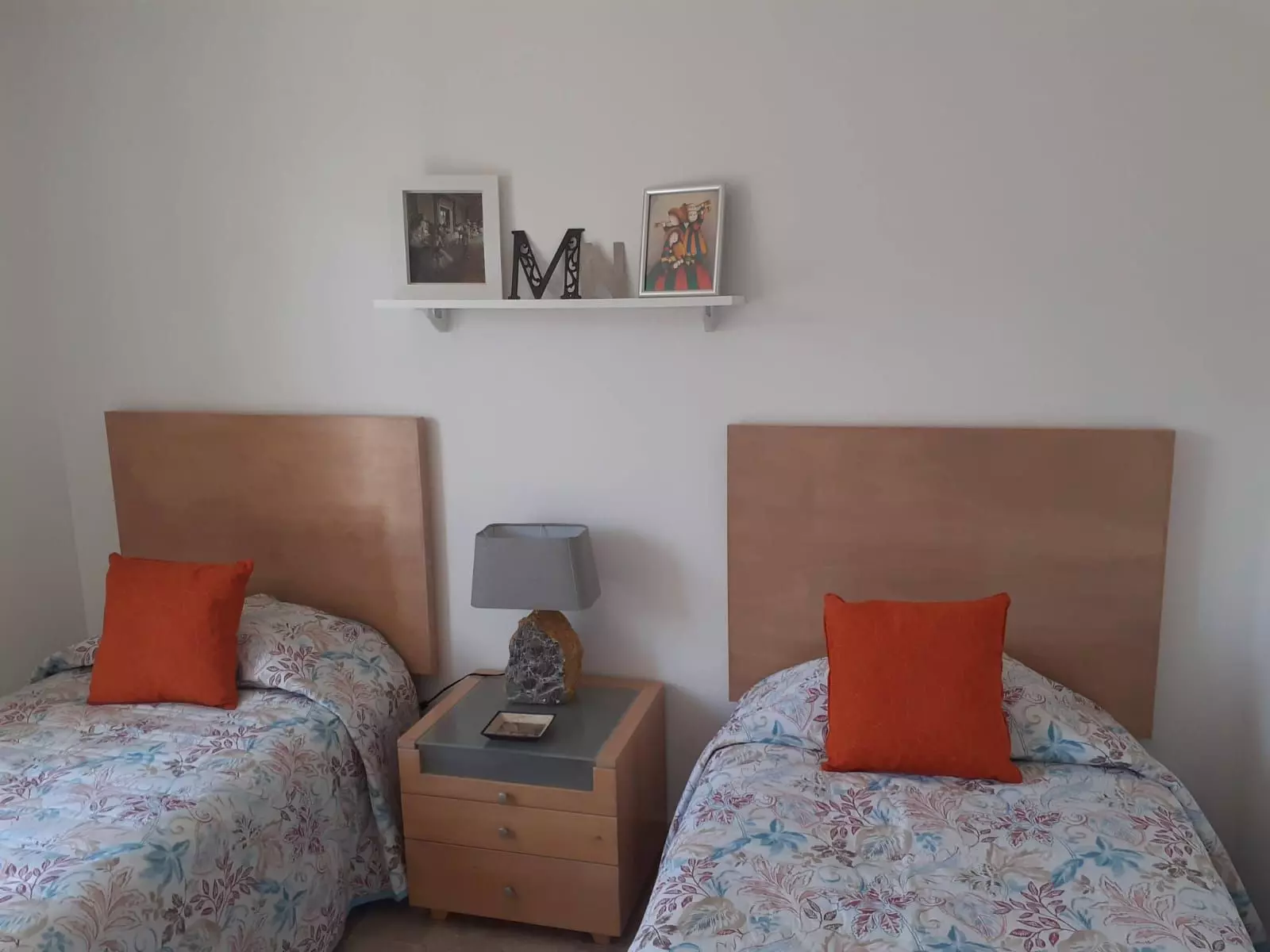 Luminaria Aprtment — El Paraiso, San Miguel de Allende — photo 3 — bright guest quarters with warm accents