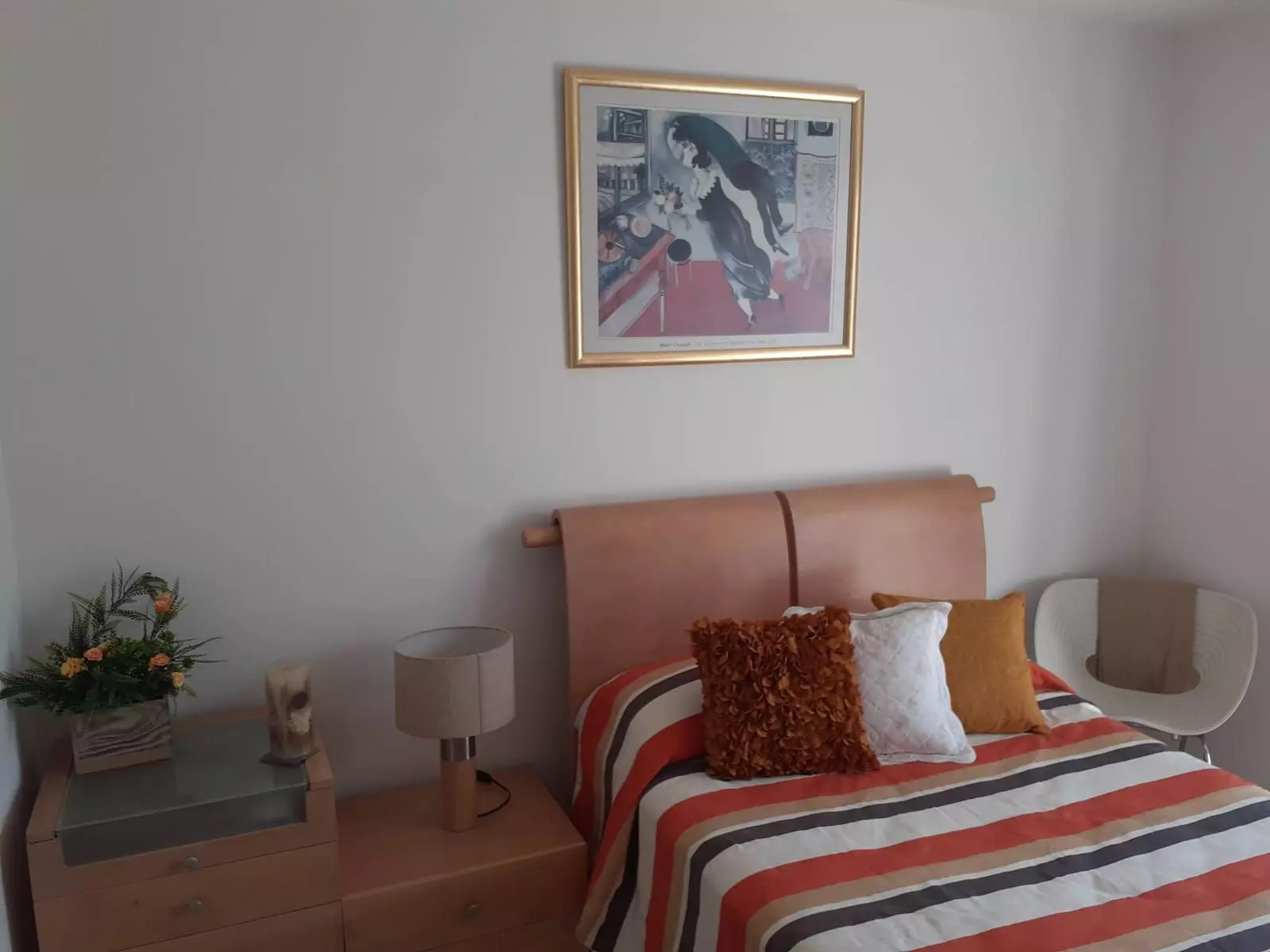 Luminaria Aprtment — El Paraiso, San Miguel de Allende — photo 7 — sophisticated bedroom with curated furnishings