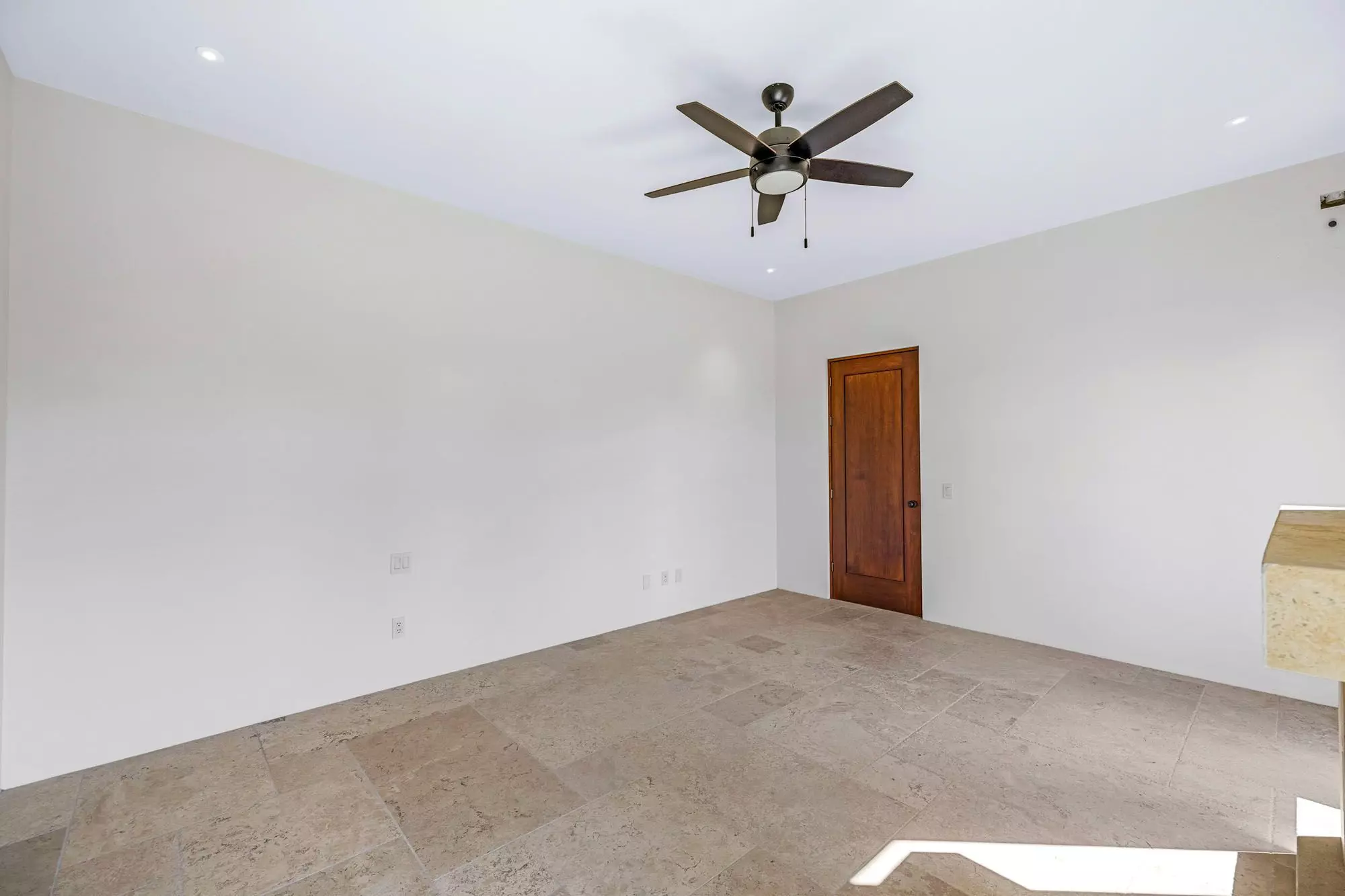 Casa Grillo — Guadiana, San Miguel de Allende — photo 21 — bright, spacious room awaits personalization