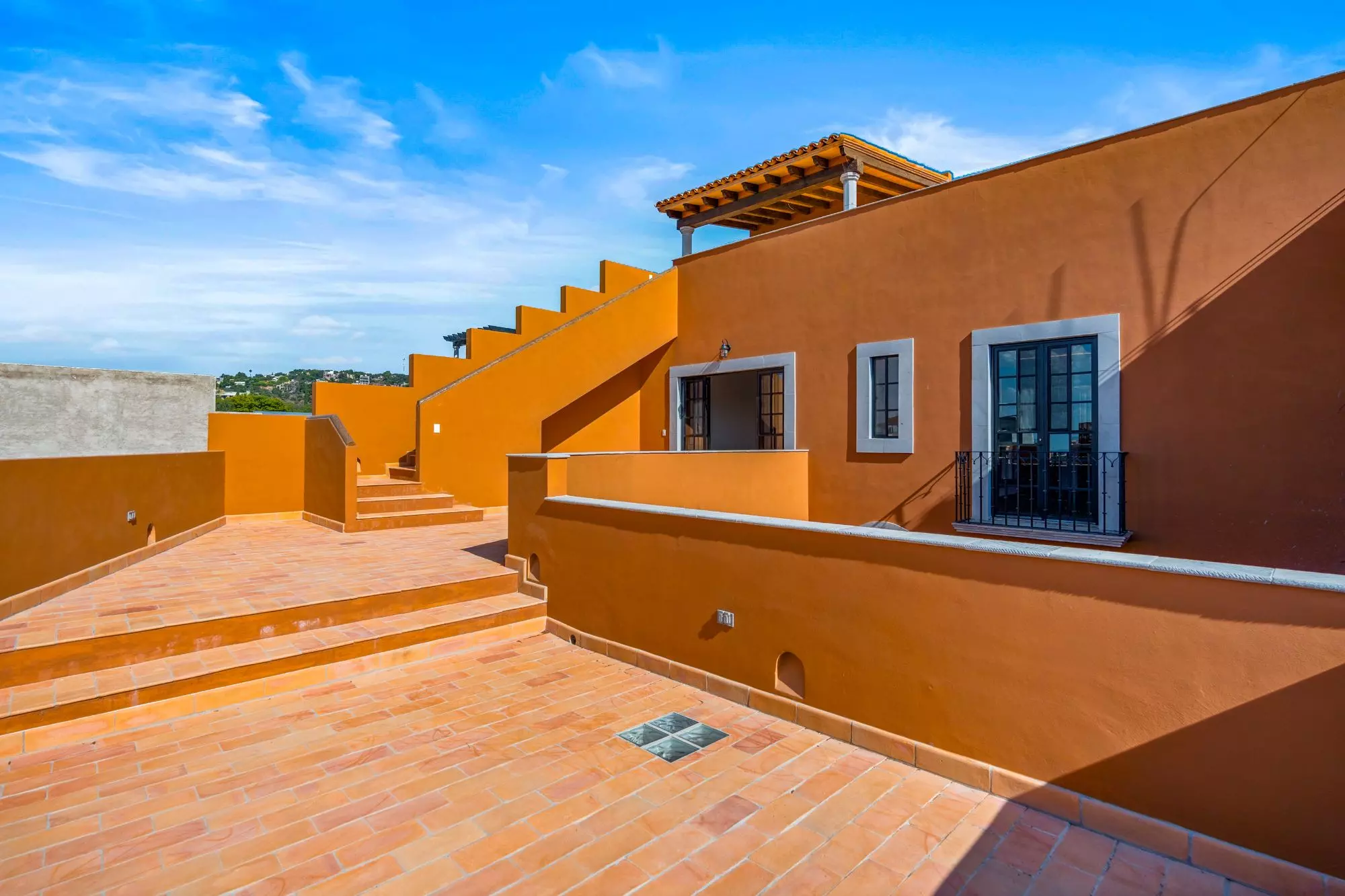 Villa Picasso — Guadiana, San Miguel de Allende — stunning terracotta terraces, breathtaking vistas