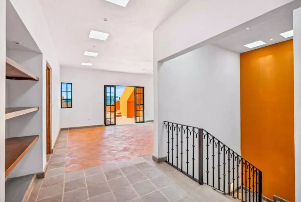 Villa Picasso — Guadiana, San Miguel de Allende — photo 14 — bright, modern gallery with vibrant accents