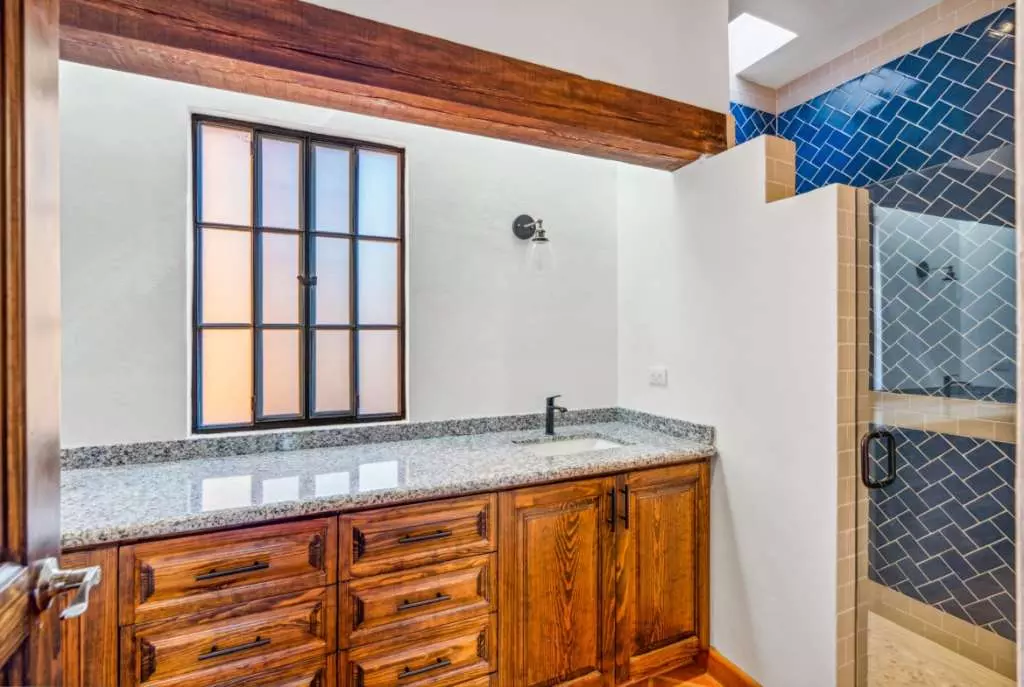 Villa Picasso — Guadiana, San Miguel de Allende — photo 16 — rustic elegance meets modern luxury bathroom