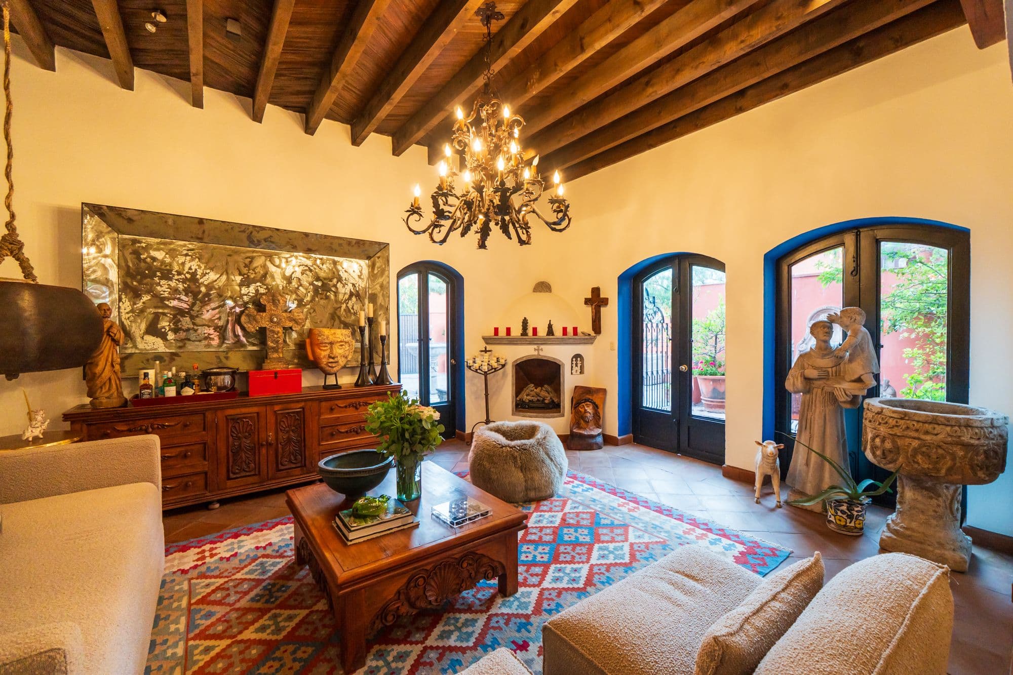 Casa Paraiso — Centro, San Miguel de Allende — photo 4 — soaring beams, eclectic artisan elegance