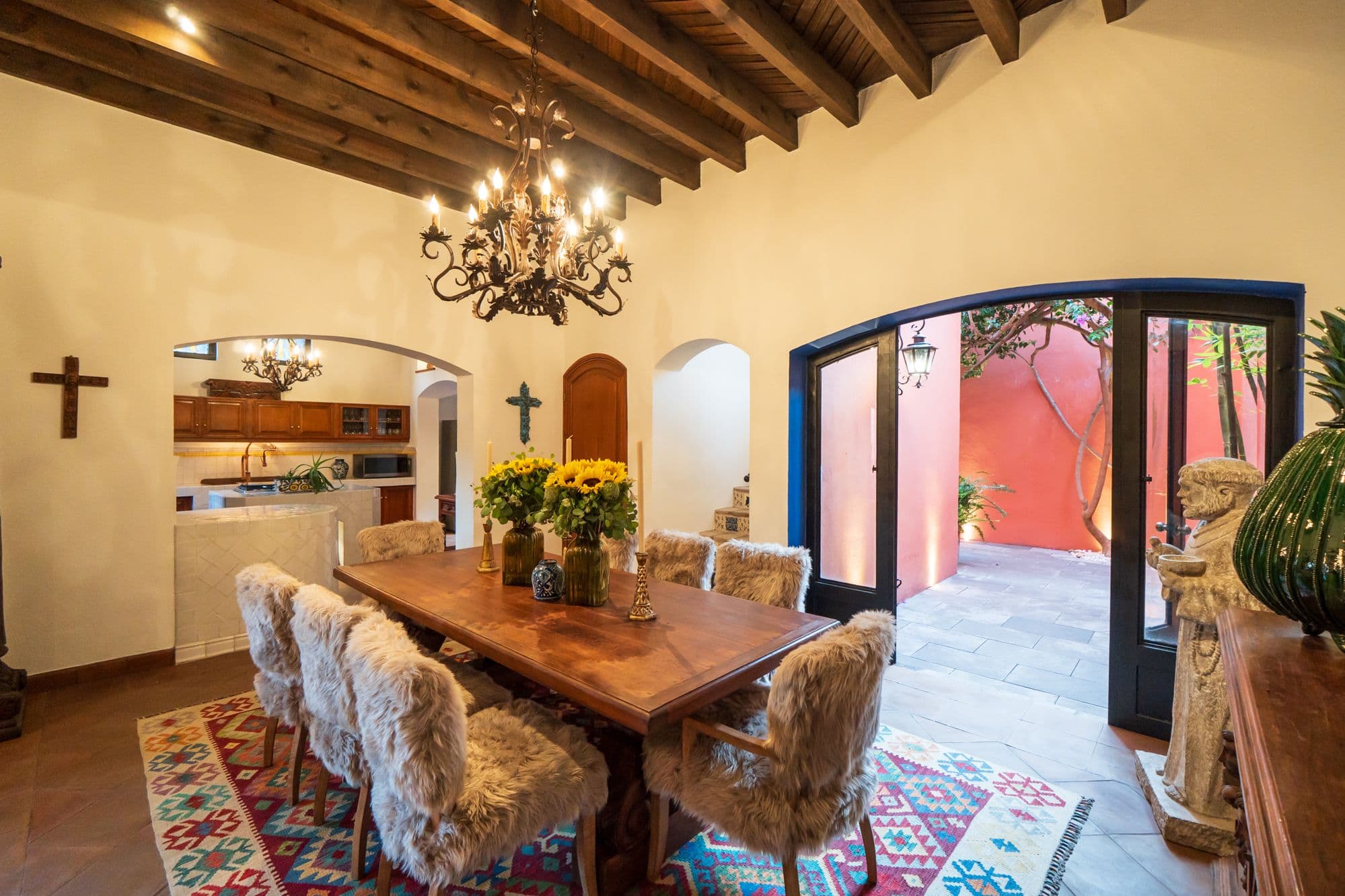 Casa Paraiso — Centro, San Miguel de Allende — photo 11 — elegant courtyard dining with vibrant charm