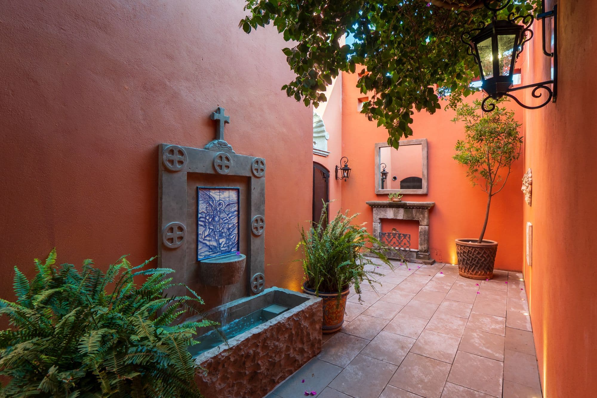 Casa Paraiso — Centro, San Miguel de Allende — photo 13 — charming colonial courtyard, authentic mexican character