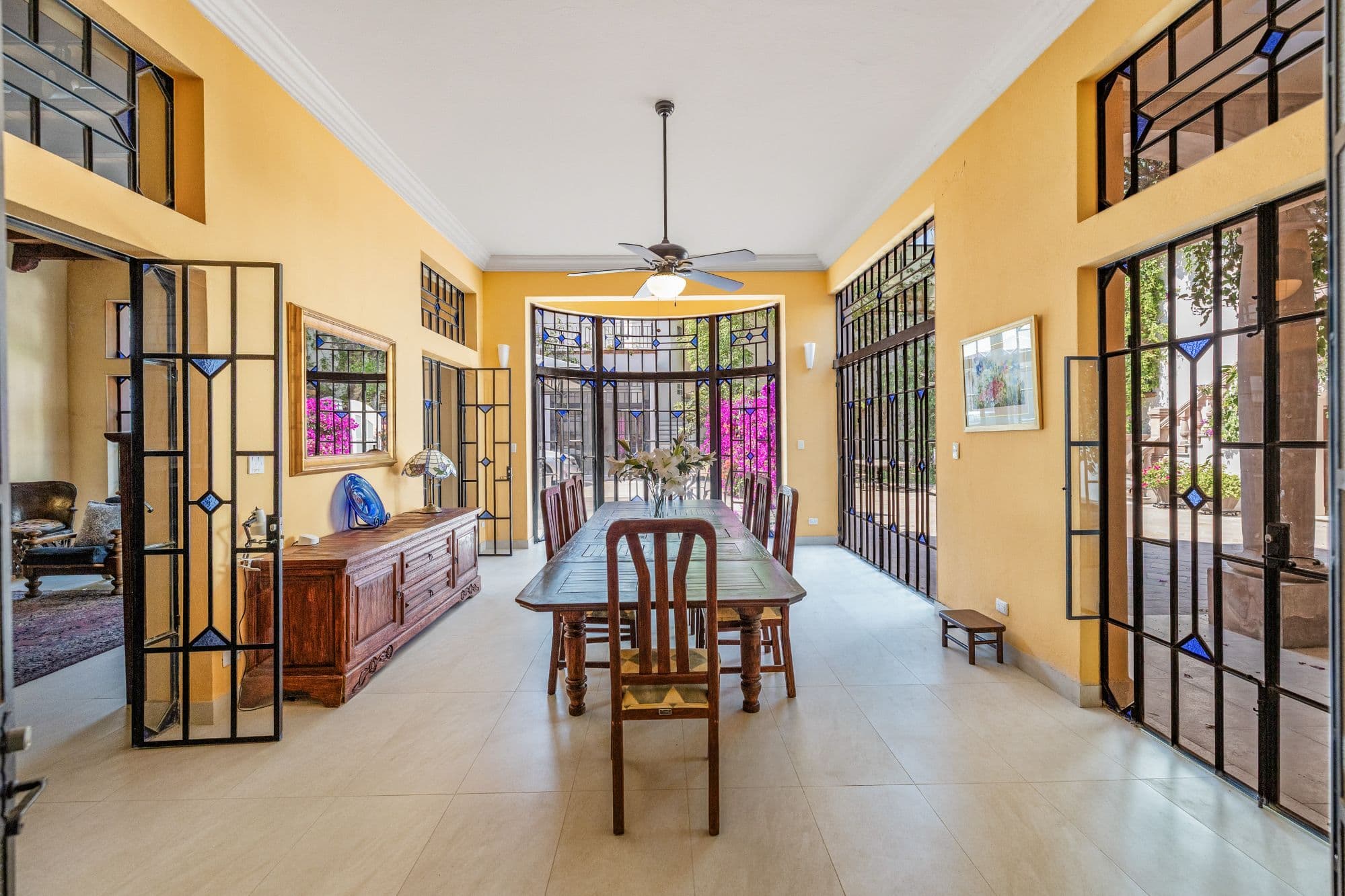 Casa Grande — Guadiana, San Miguel de Allende — photo 3 — luminous colonial dining hall, serene elegance