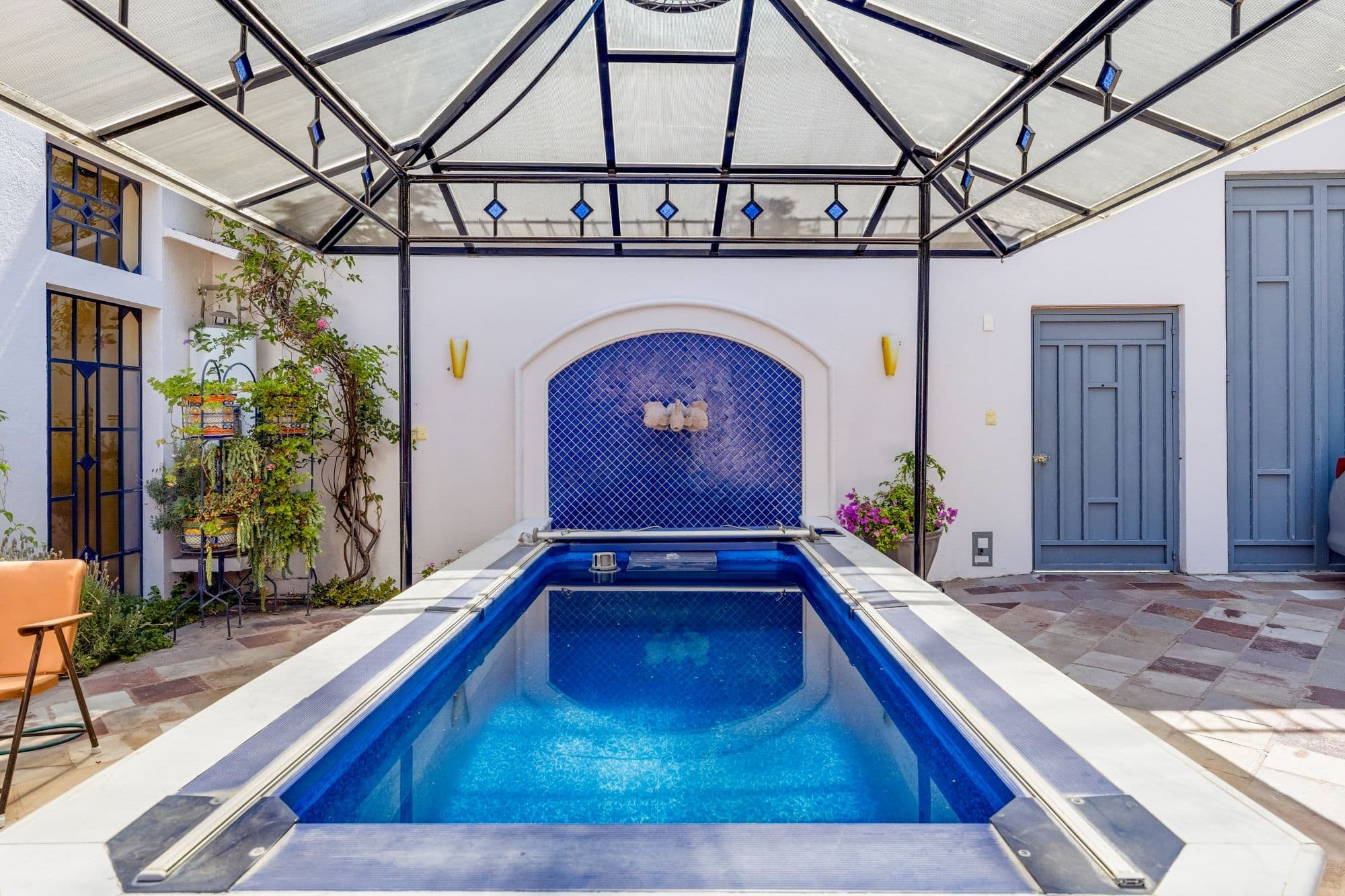 Casa Grande — Guadiana, San Miguel de Allende — photo 14 — elegant indoor pool, architectural sophistication