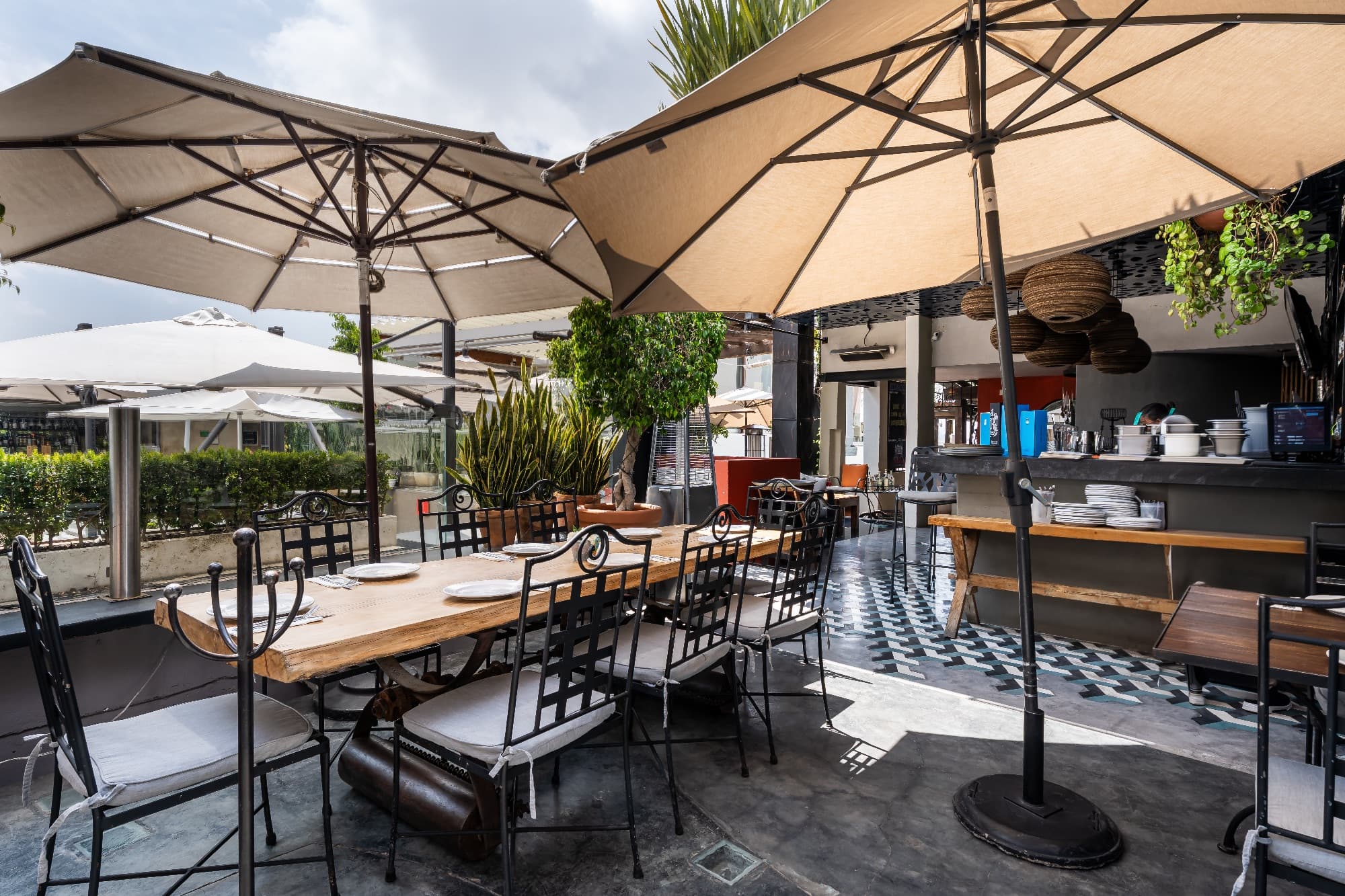 La Posadita — Centro, San Miguel de Allende — photo 8 — sophisticated alfresco dining oasis