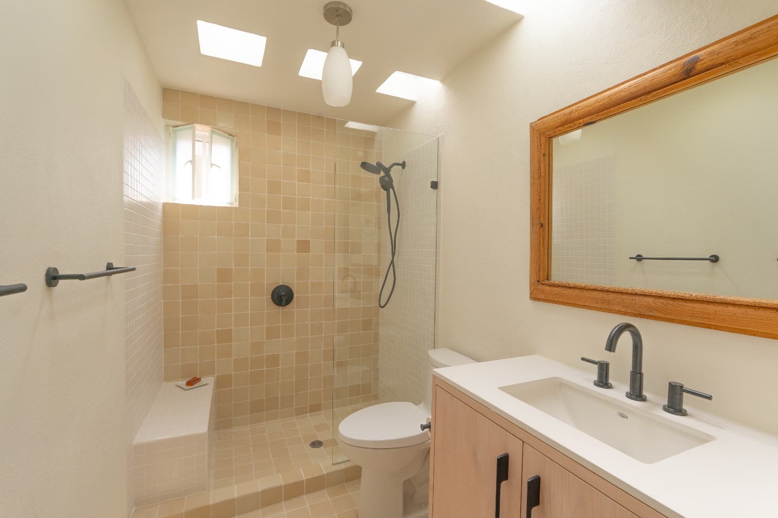 Condo del Sol — Guadalupe, San Miguel de Allende — photo 19 — spa-inspired ensuite with natural light
