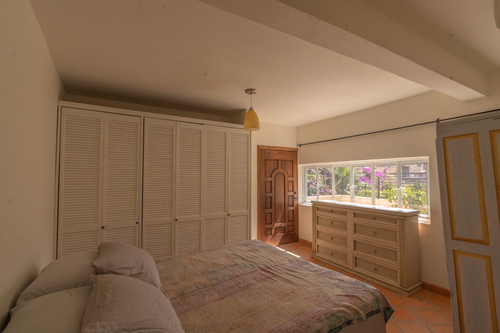 Condo del Sol — Guadalupe, San Miguel de Allende — photo 19 — luminous master suite, abundant natural light