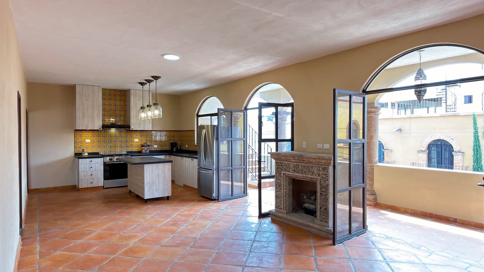 Duplex Juan Escutia 142 — Independencia, San Miguel de Allende — photo 13 — luminous colonial living with artisan charm