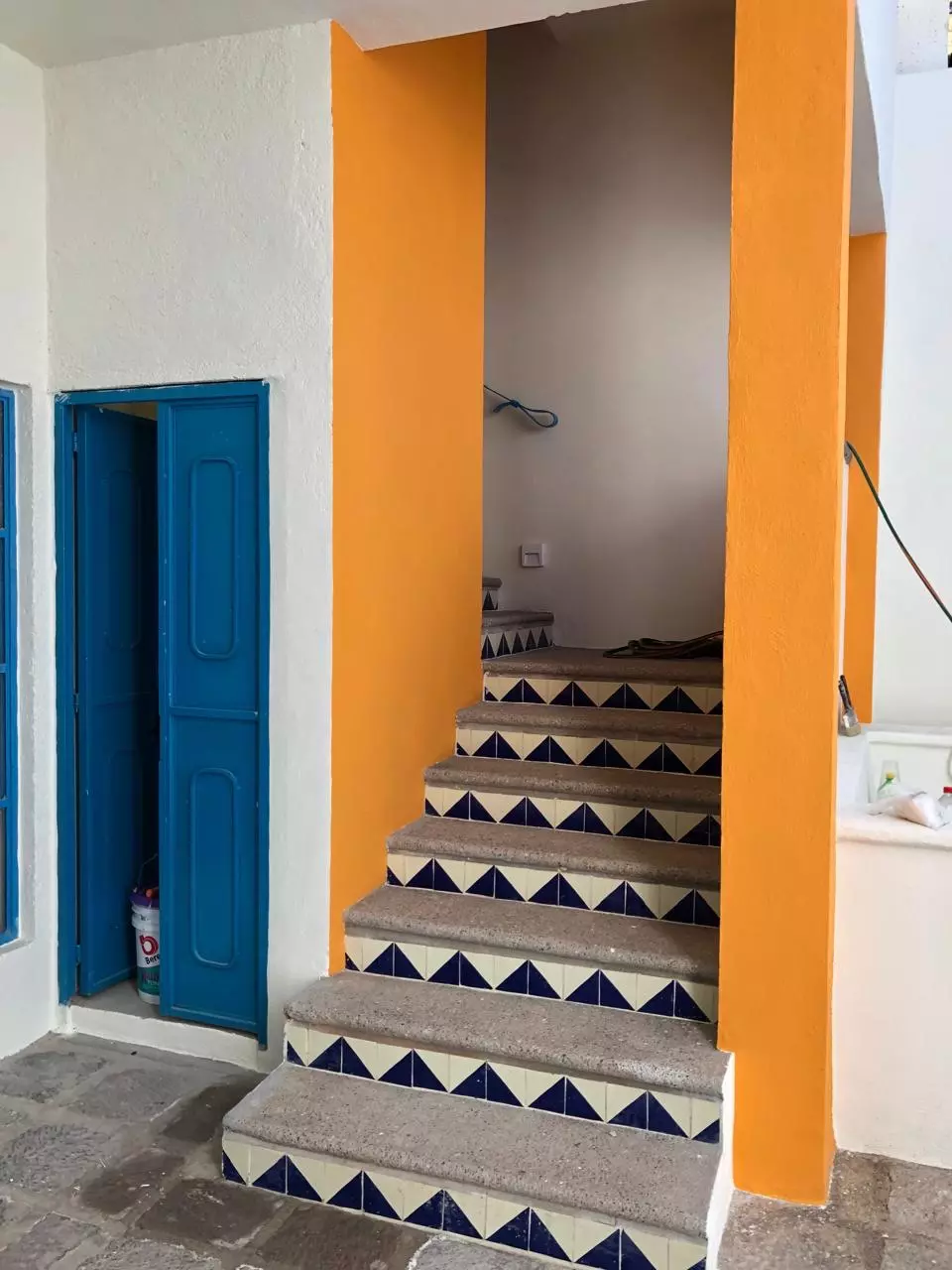 Casa Organica — Guadalupe, San Miguel de Allende — photo 7 — vibrant entry with artisanal tilework