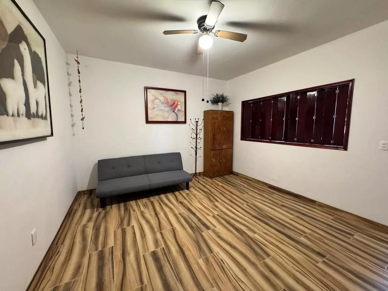 CASA LINDAVISTA — Lindavista, San Miguel de Allende — photo 21 — bright, spacious living area awaits