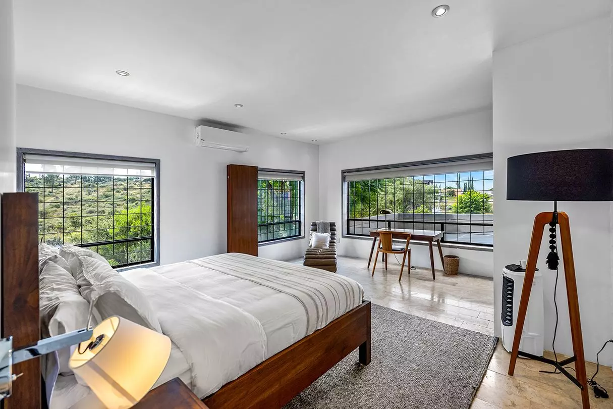 Casa Dos Gatos — Rinconada de Los Balcones, San Miguel de Allende — photo 11 — serene sanctuary with panoramic countryside views