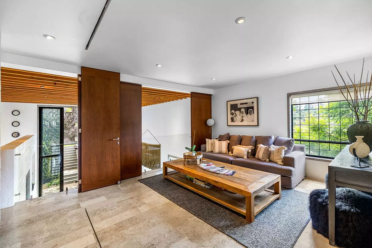 Casa Dos Gatos — Rinconada de Los Balcones, San Miguel de Allende — photo 15 — contemporary luxury living with soaring ceilings