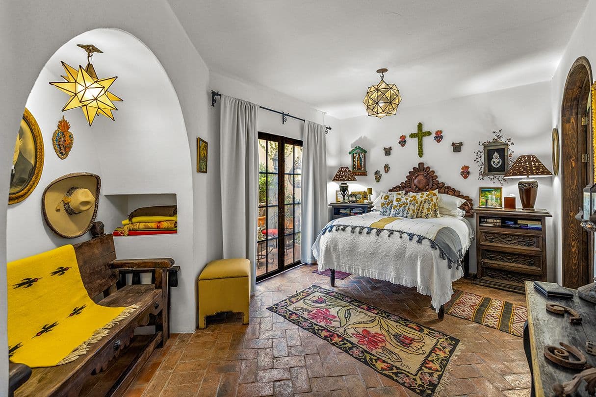 Casa Buho — Guadiana, San Miguel de Allende — photo 10 — vibrant, sun-drenched mexican master suite