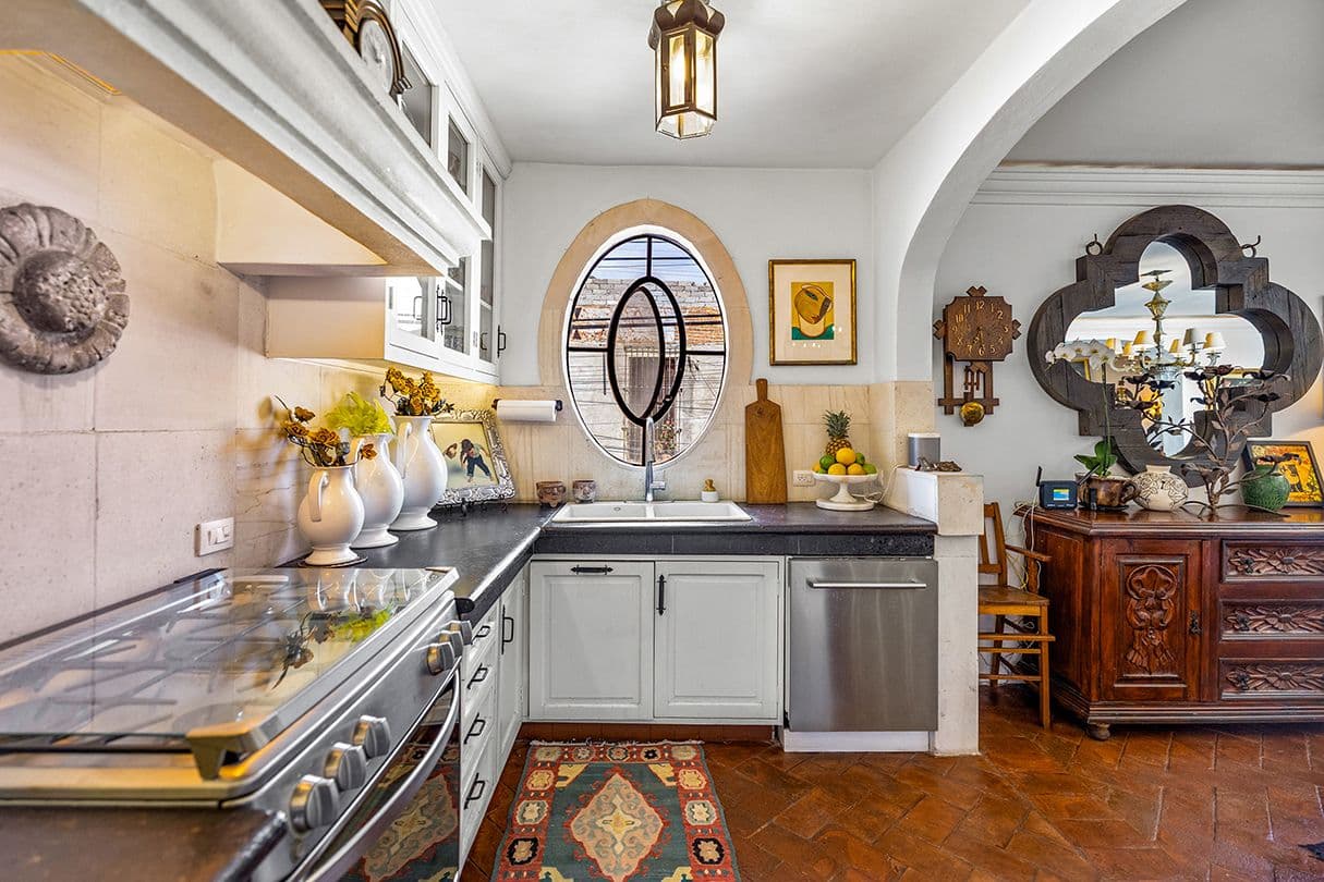 Casa Buho — Guadiana, San Miguel de Allende — photo 9 — charming traditional mexican kitchen
